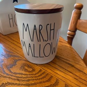 Rae Dunn, “MarshMellow” canister with wooden lid. Never used. Perfect condition